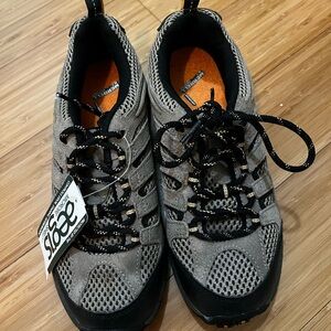 Merrell Continuum trail sneakers